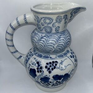 Vintage The Canton Collection Blue and White vase/pitcher